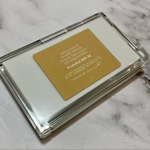 🛍 3/$45 NEW Clinique Acne Solutions Powder Makeup - Picture 7 of 8